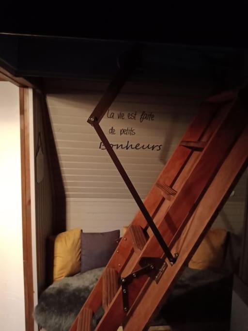 Micro Maison Isba Sedan Givonne Esterno foto
